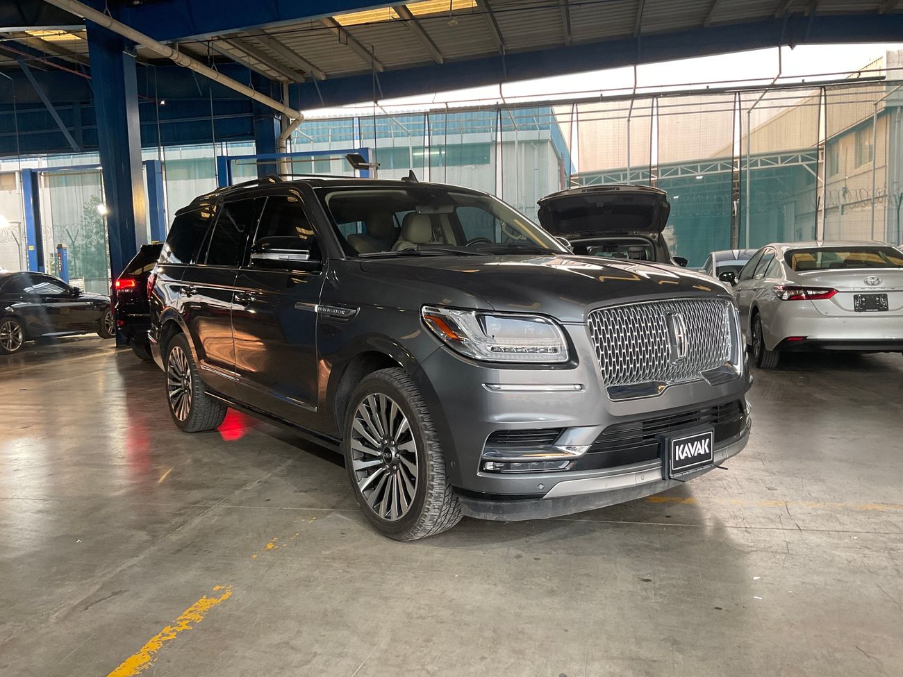 Lincoln Navigator Reserve | Guaranteed Warranty | 0 Down Payment