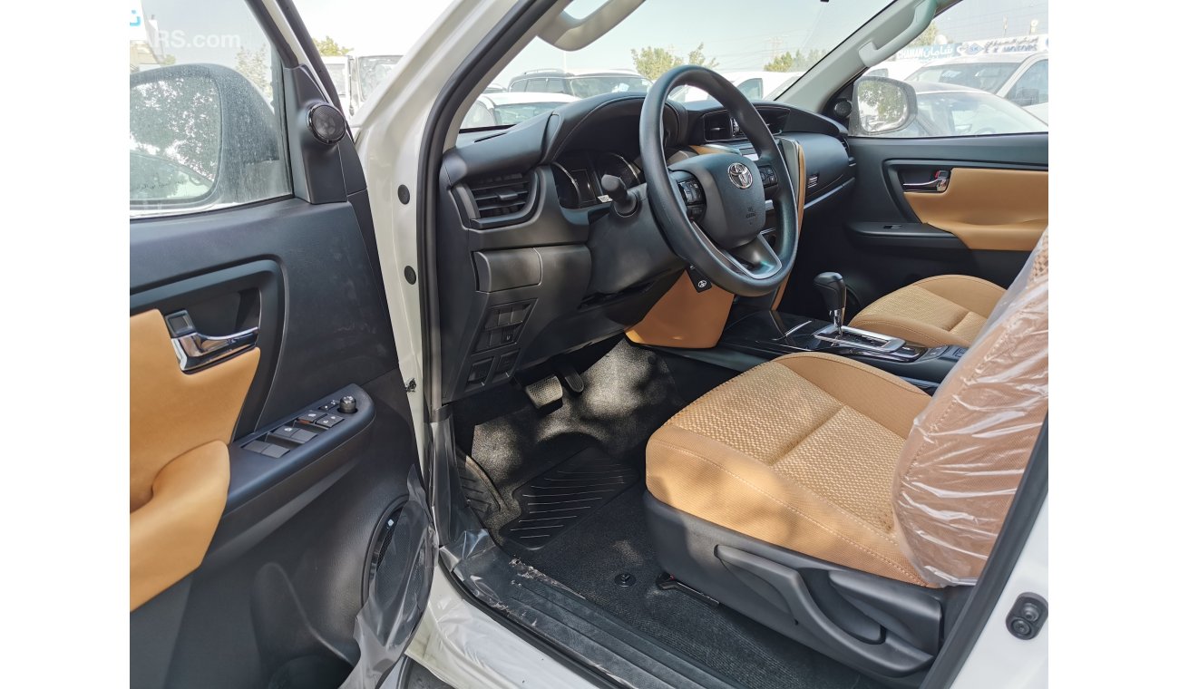 Toyota Fortuner 2.7L,V4,PETROL,4X4,A/T,2022MY