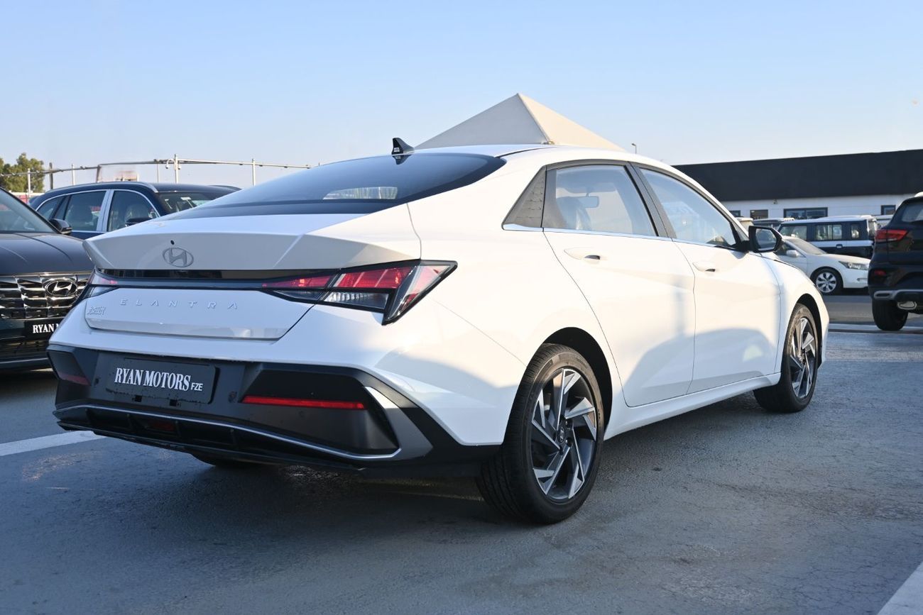 Hyundai Elantra Hyundai Elantra 1.5L, Petrol, Model 2025 Color White