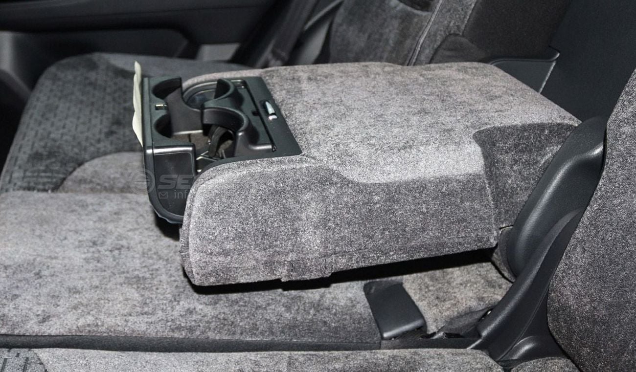 تويوتا لاند كروزر 2026 Model Toyota Land Cruiser (LC300) GXR, 3.5L Petrol 4WD 10A/T