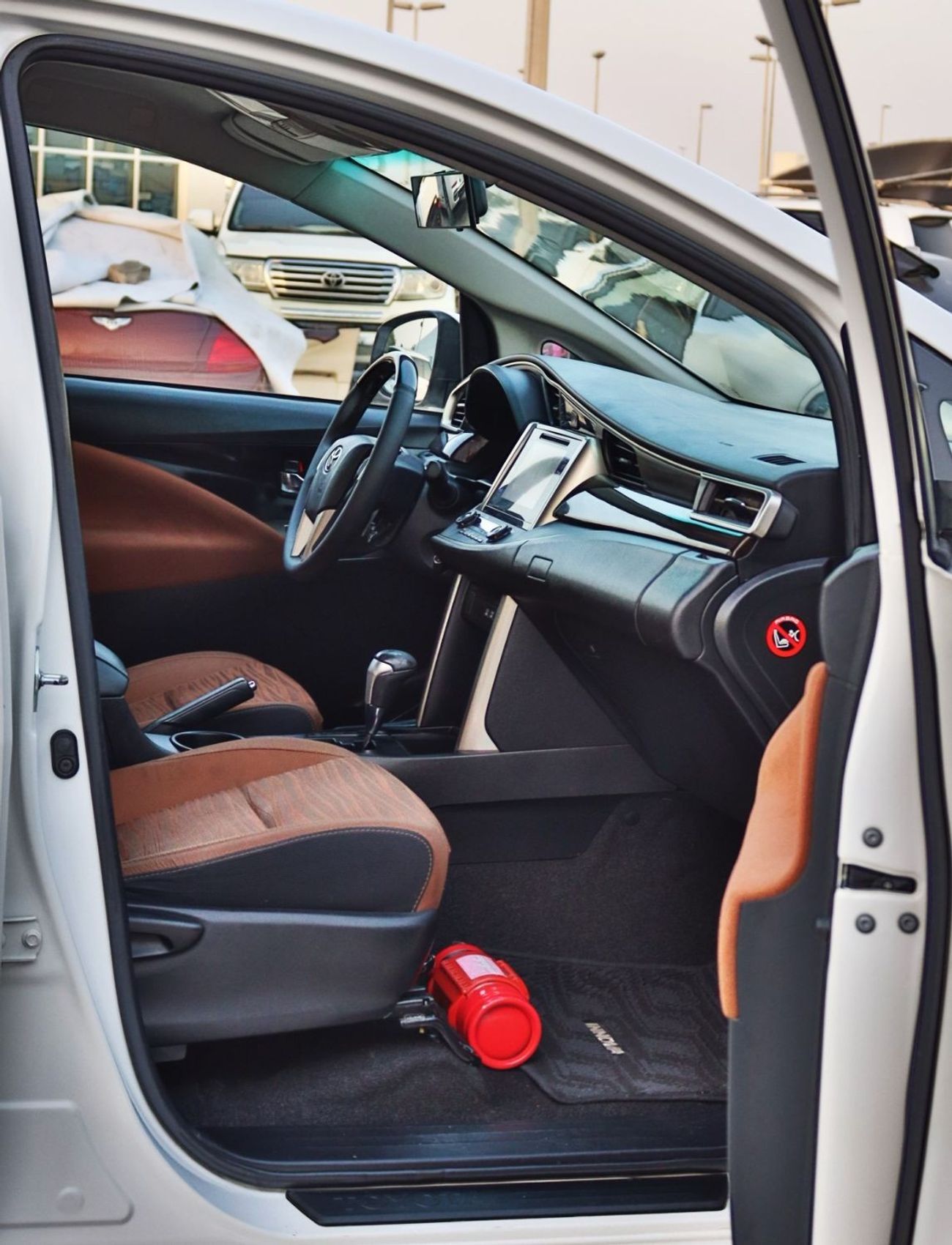 Toyota Innova 2018 Toyota Innova SE (AN140), 5dr MPV, 2.7L 4cyl Petrol, Automatic, Rear Wheel Drive