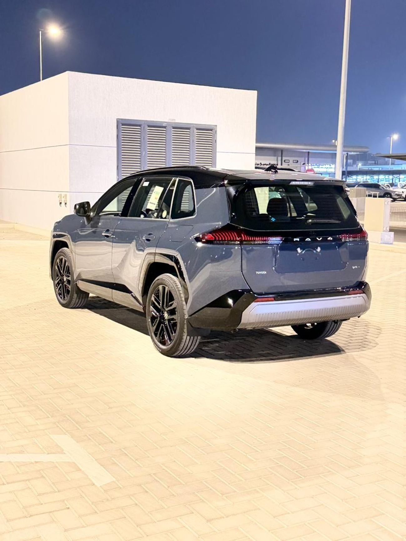 تويوتا راف ٤ VXR HEV