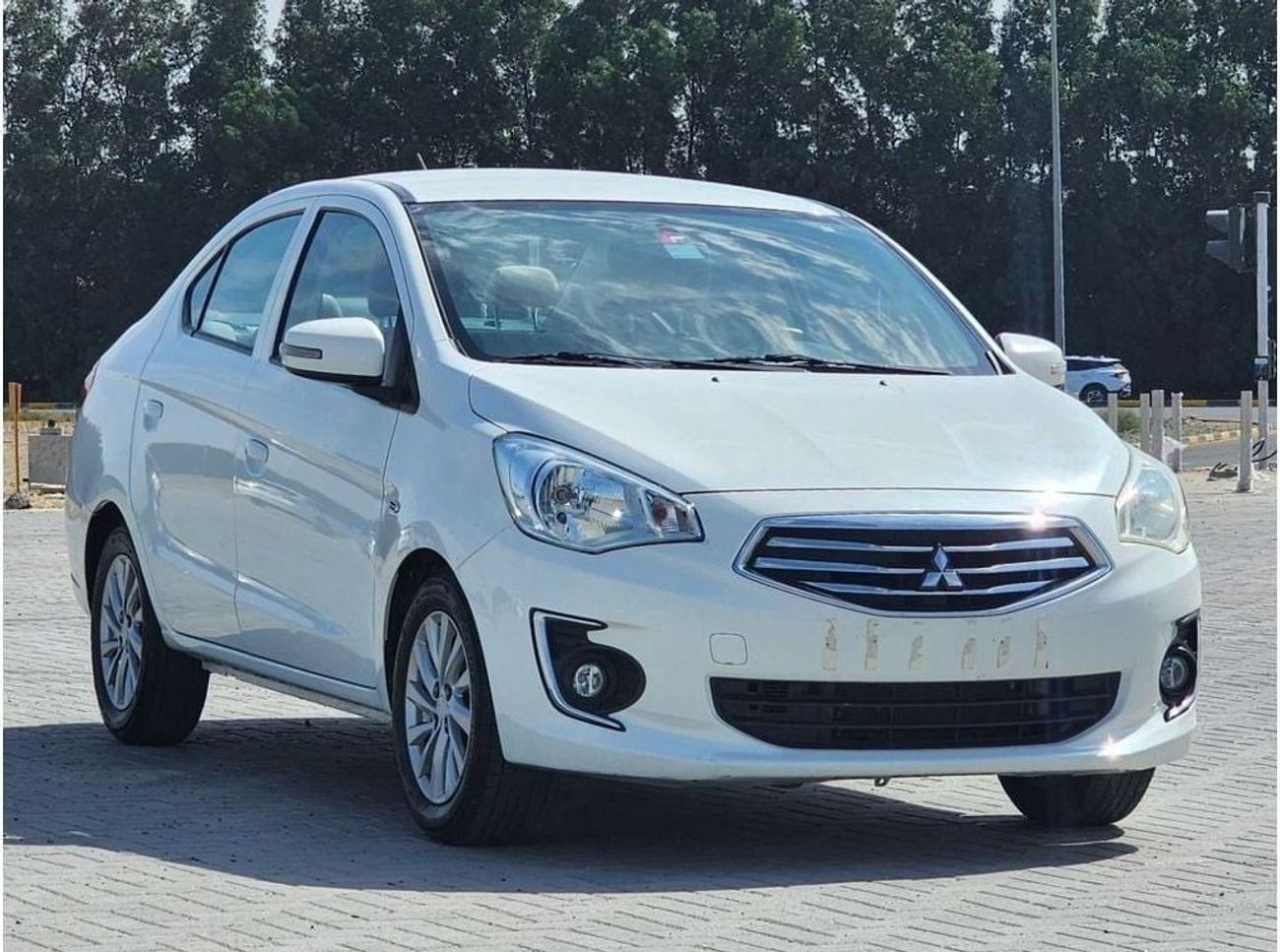 Mitsubishi Attrage GLX Mid 1.2L