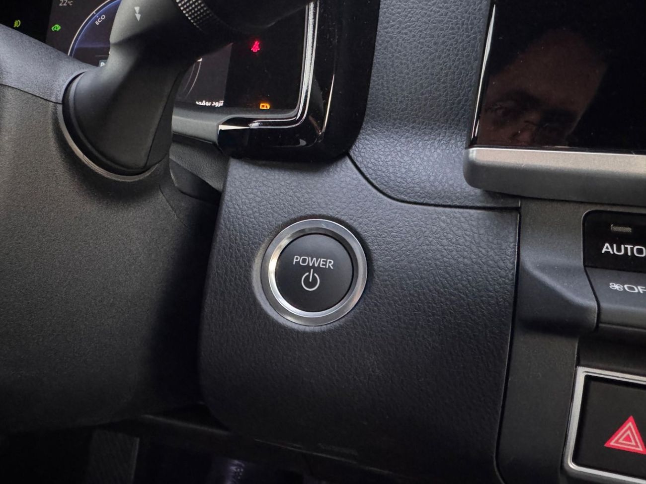 Toyota Camry 2.5L HYBRID LE AUTOMATIC TRANSMISSION ( FOR RE-EXPORT ONLY )