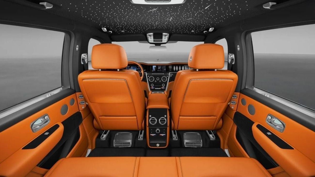 Rolls-Royce Cullinan Silver Badge