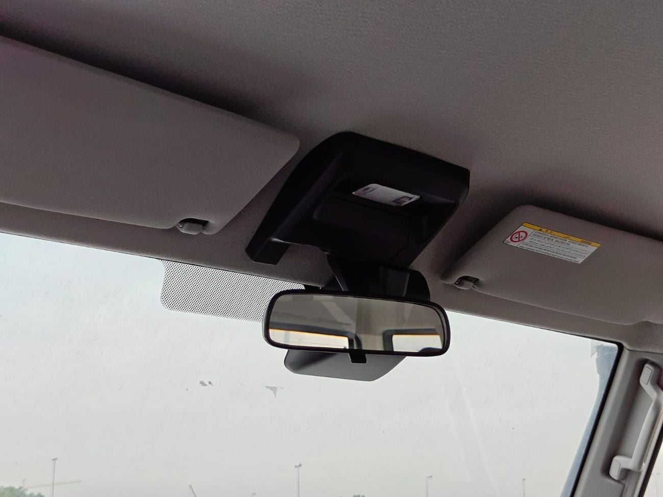 تويوتا لاند كروزر 70 Toyota Land Cruiser 70 2026 TOYOTA LC 76 2.8L DIESEL 4WD GCC SPEC