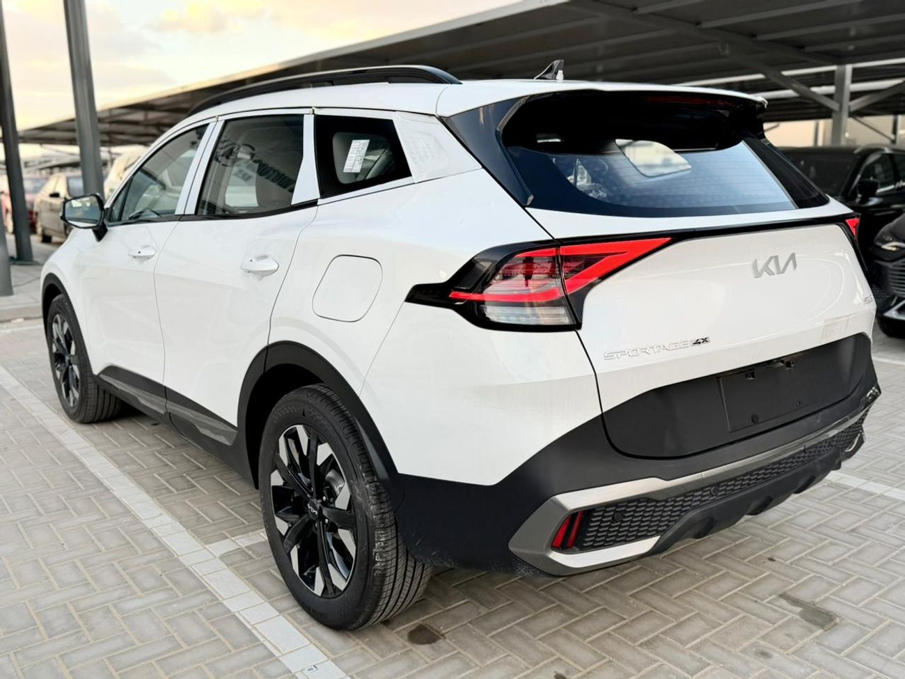 Kia Sportage 2.0L MPI LX (FWD)