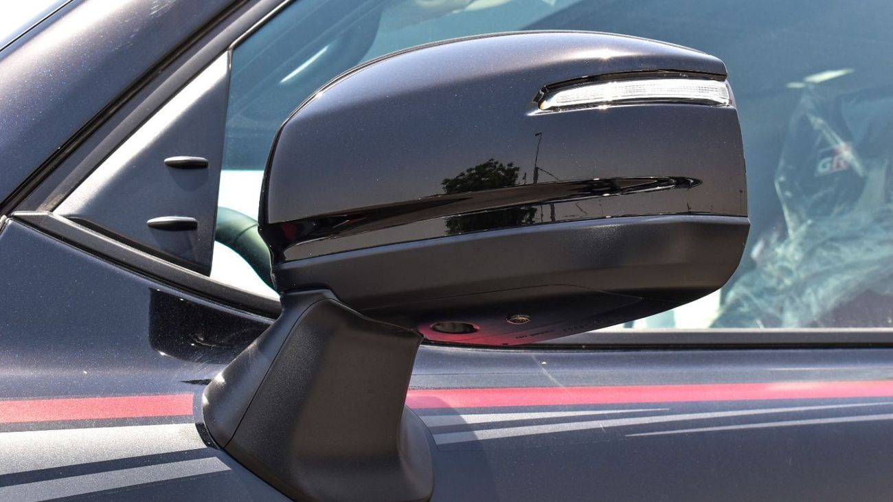 تويوتا لاند كروزر GR SPORT ECTAGR001 – 2026 TLC300 3.3L Diesel Auto Black with Red Interior