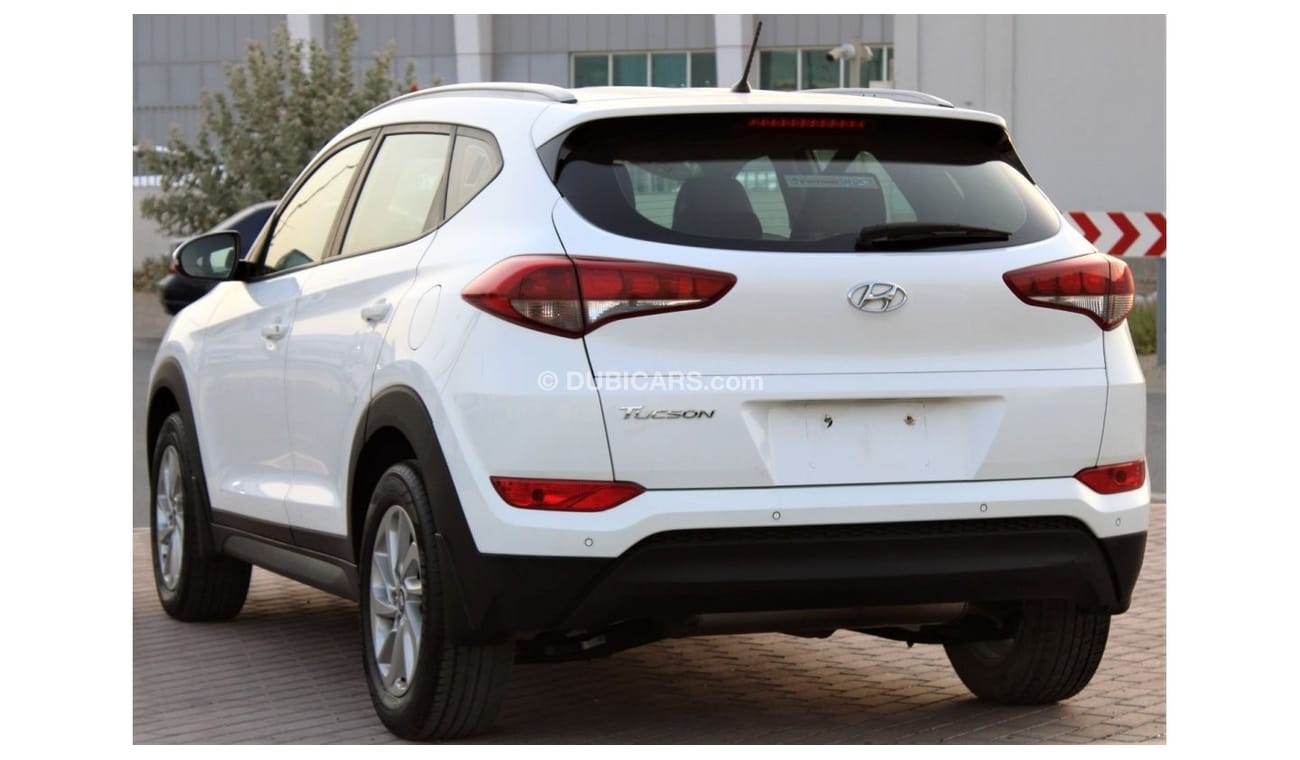 Hyundai Tucson Hyundai Tucson 2018 GCC in excellent condition without accidents, very clean from inside and outside