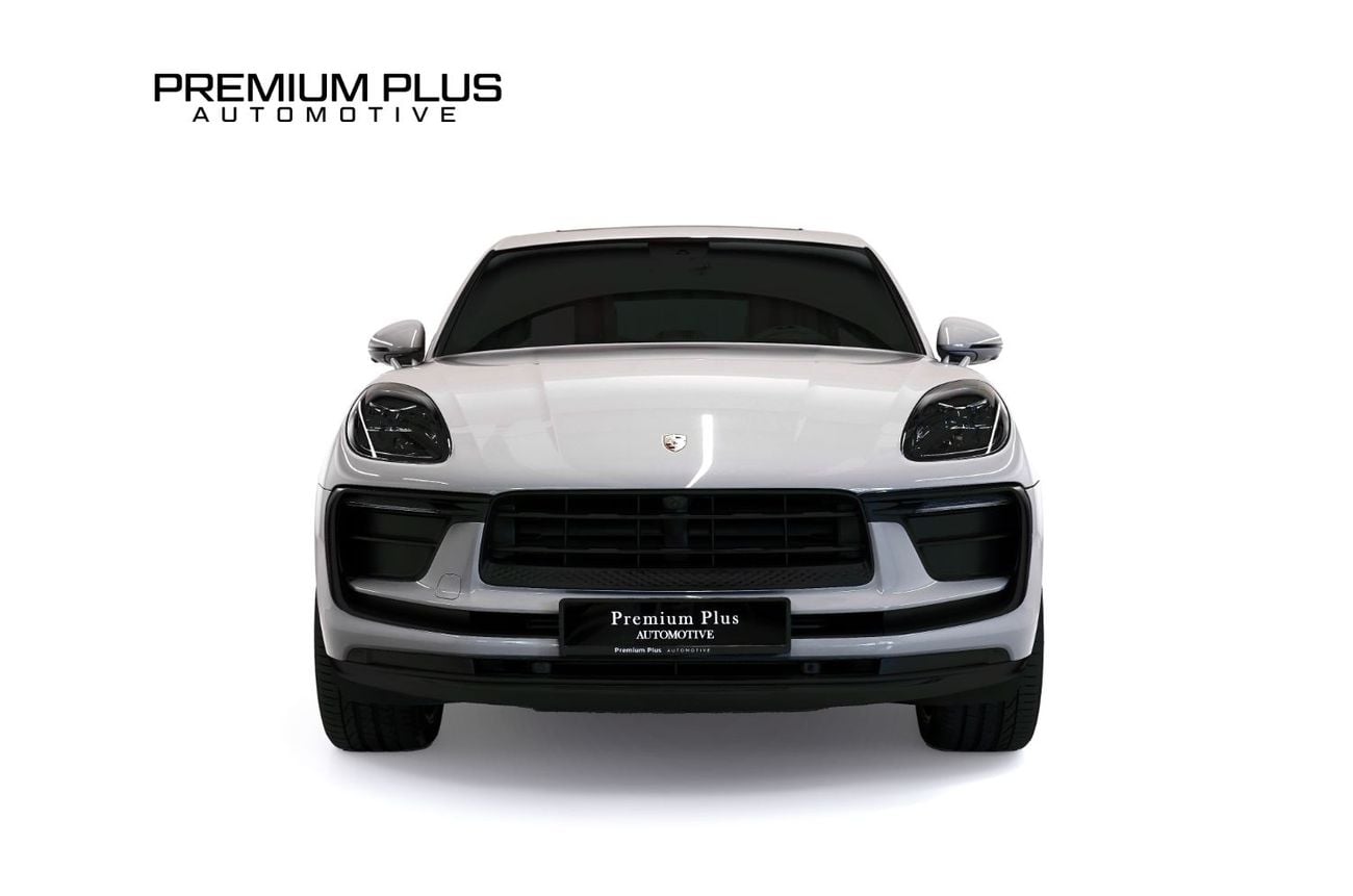 بورش ماكان Base 2025 Porsche Macan, 2027 Porsche Warranty, Sport Chrono Package, Very Low Kms, GCC