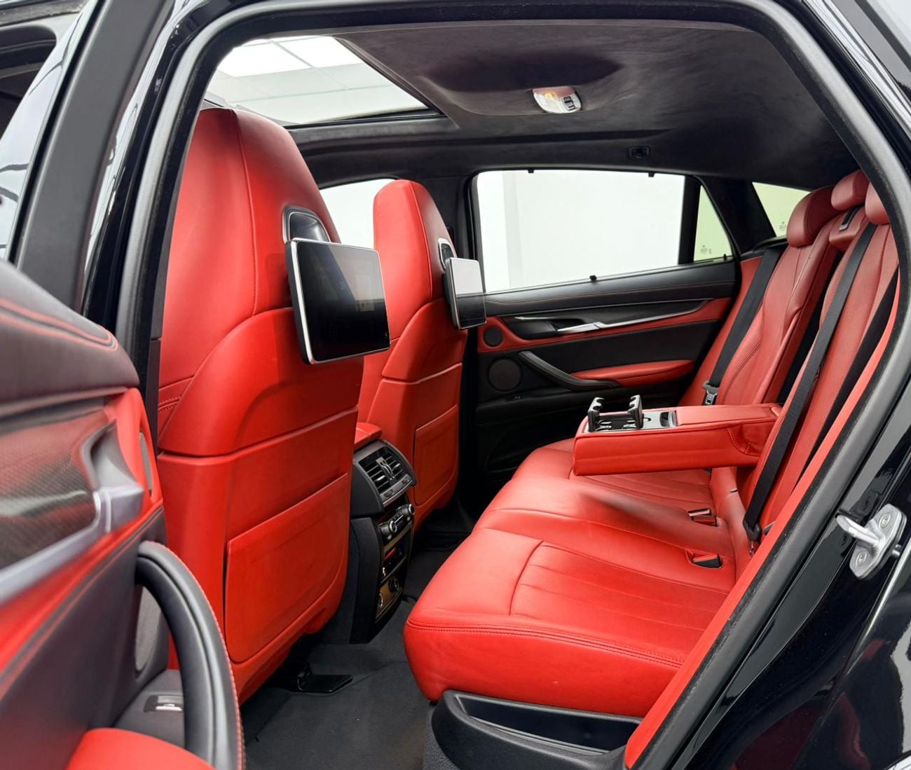 BMW X6 M 2018 BMW X6M, Full Service History, Fully Loaded, Excellent Condition, GCC