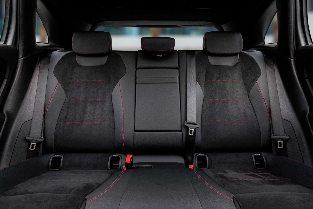 مرسيدس بنز EQB 350 EQB 350 AMG | 3,525 P.M | 0% Downpayment | AGENCY WARRANTY/SERVICE!