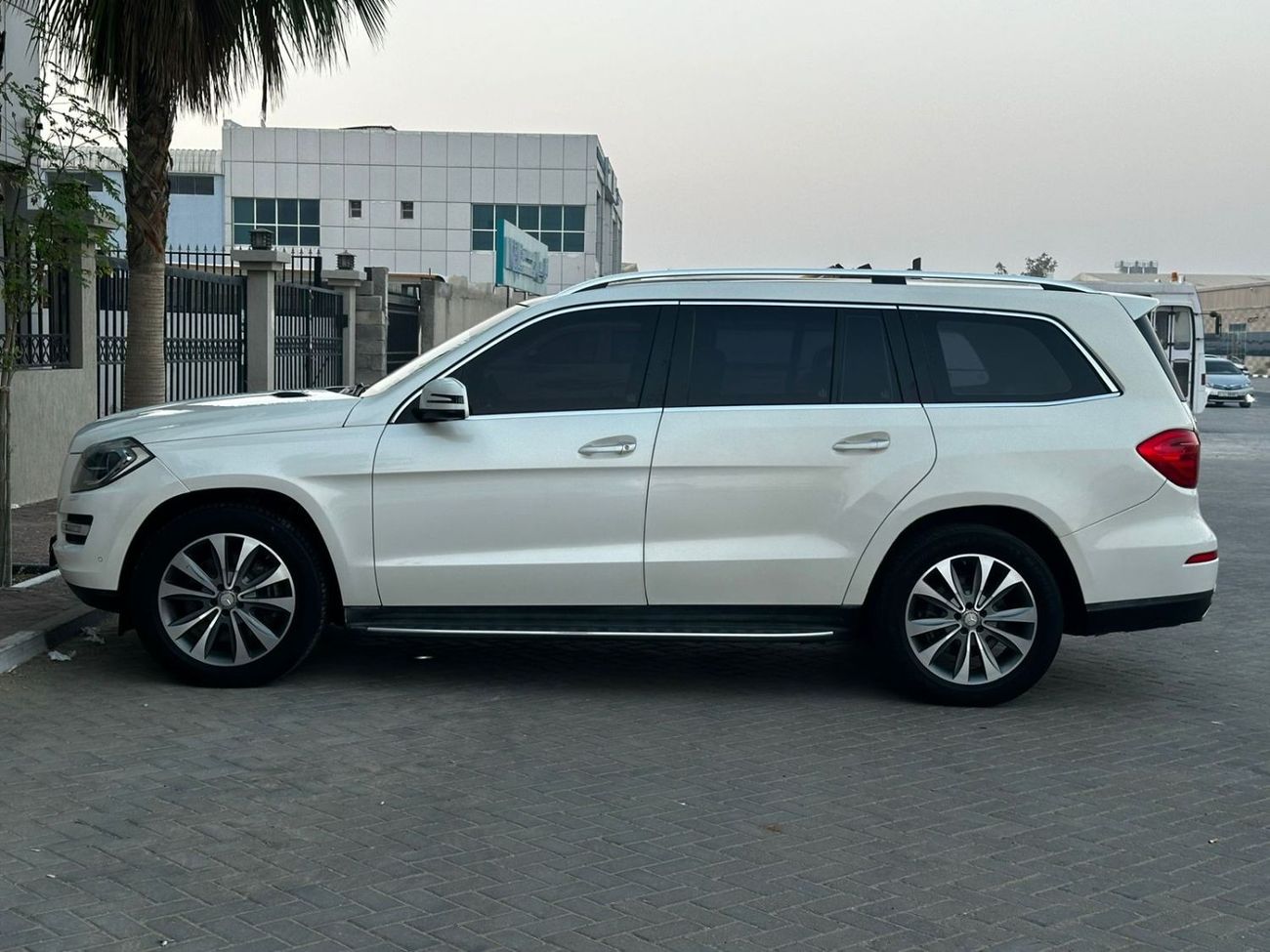 مرسيدس بنز GL 500