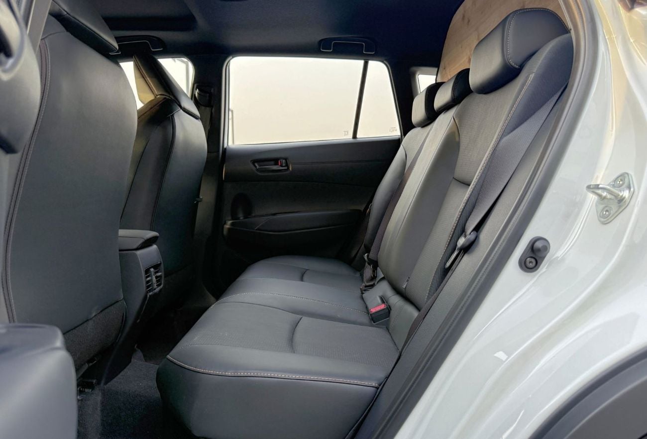 تويوتا كورولا كروس COROLLA CROSS,2.0L,HEV,ELITE,RADAR,SUNROOF,LEATHER SEATS,D.POWER SEAT,360°CAM,BACK DOOR POWER,A/T,2026MY