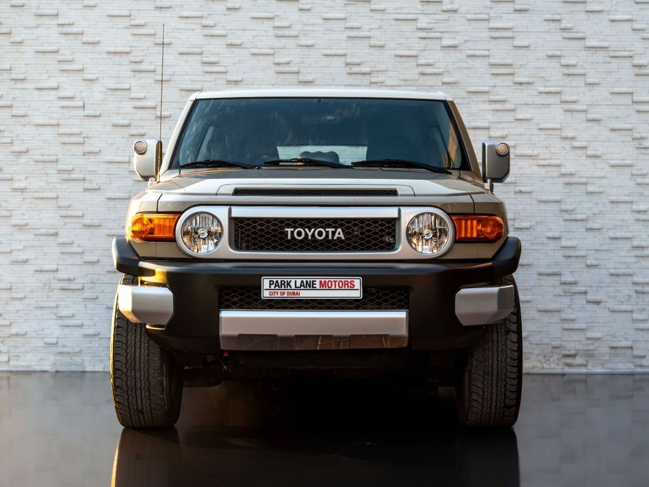 تويوتا إف جي كروزر GXR 4.0L A/T