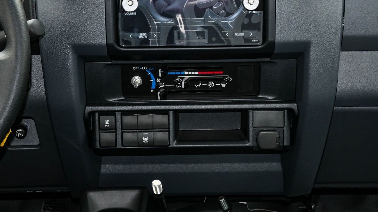 تويوتا لاند كروزر 70