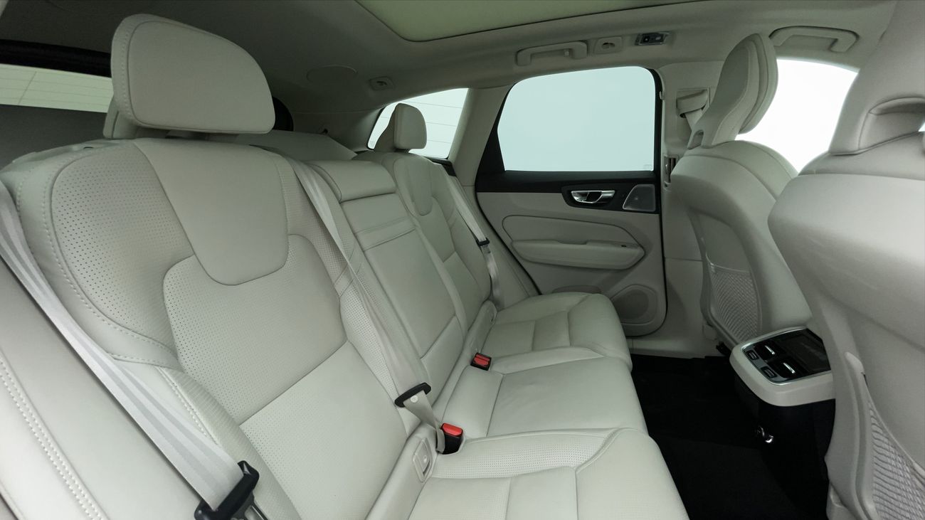 Volvo XC60 INSCRIPTION 2 | Under Warranty | Inspected on 150+ parameters