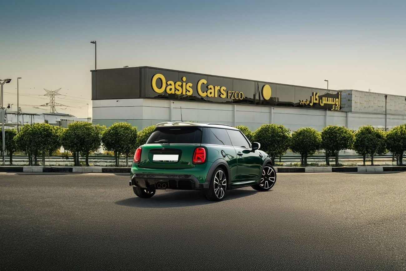 ميني كوبر إس JCW Kit 2022 Full Service History GCC Low Mileage 2.0L Turbo 4 Cylinders