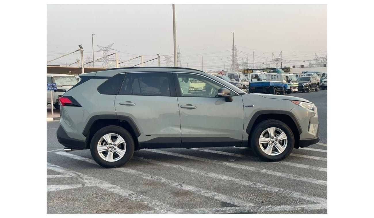 تويوتا راف ٤ 2020 Toyota Rav4 Hybrid Fuel 2.5L V4 MidOption+ Push Start - 4x4 AWD - 38,000 Mileage