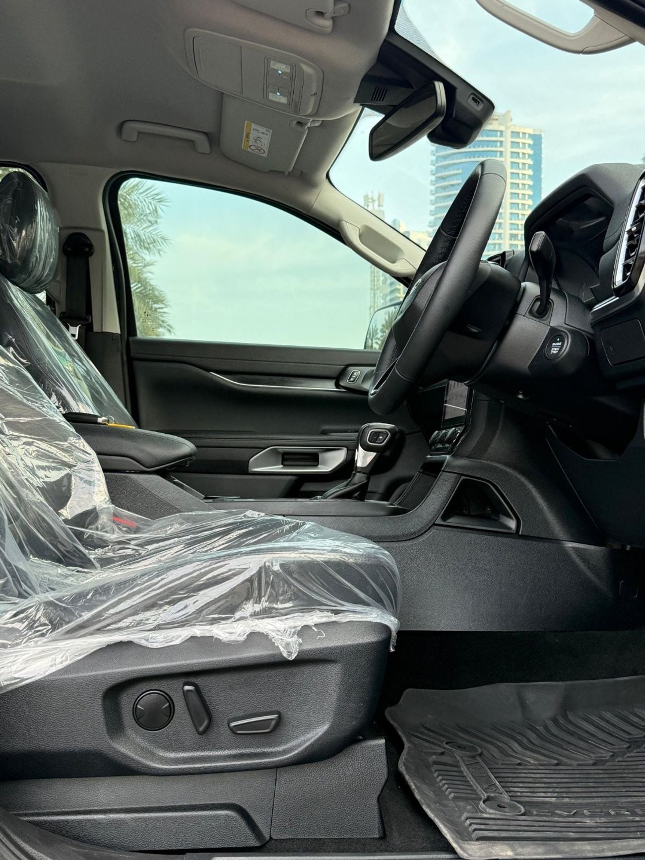 Ford Everest Sport 2.L Bi-Turbo Right Hand Drive