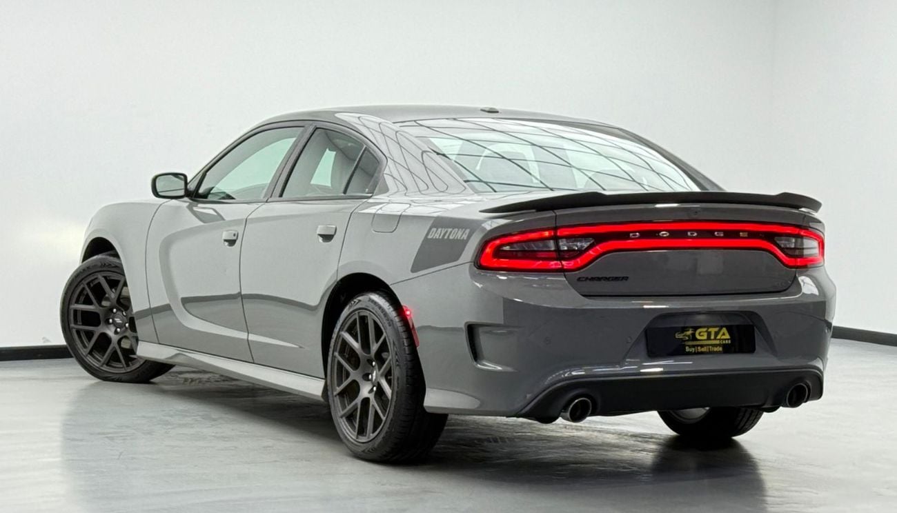 Dodge Charger Daytona R/T 5.7L 2017 Dodge Charger R/T Daytona, Full Service History, Excellent Condition, GCC