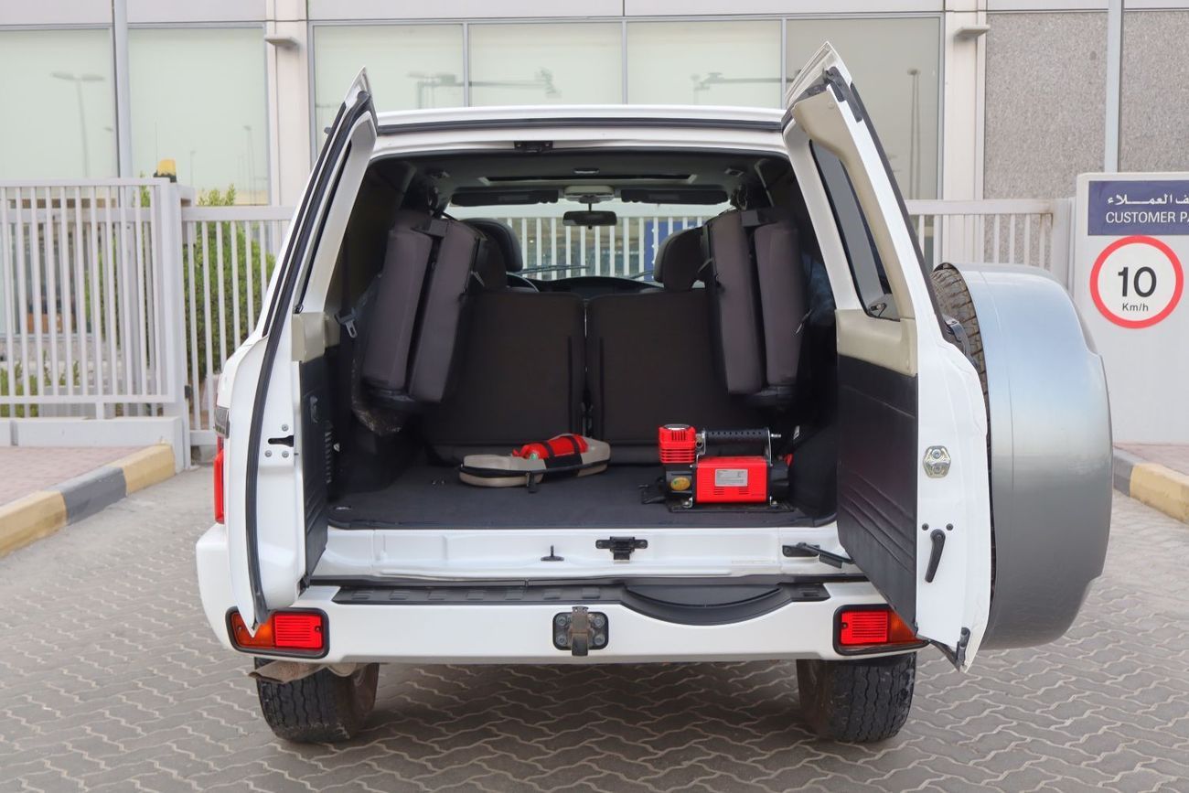 Nissan Patrol Super Safari