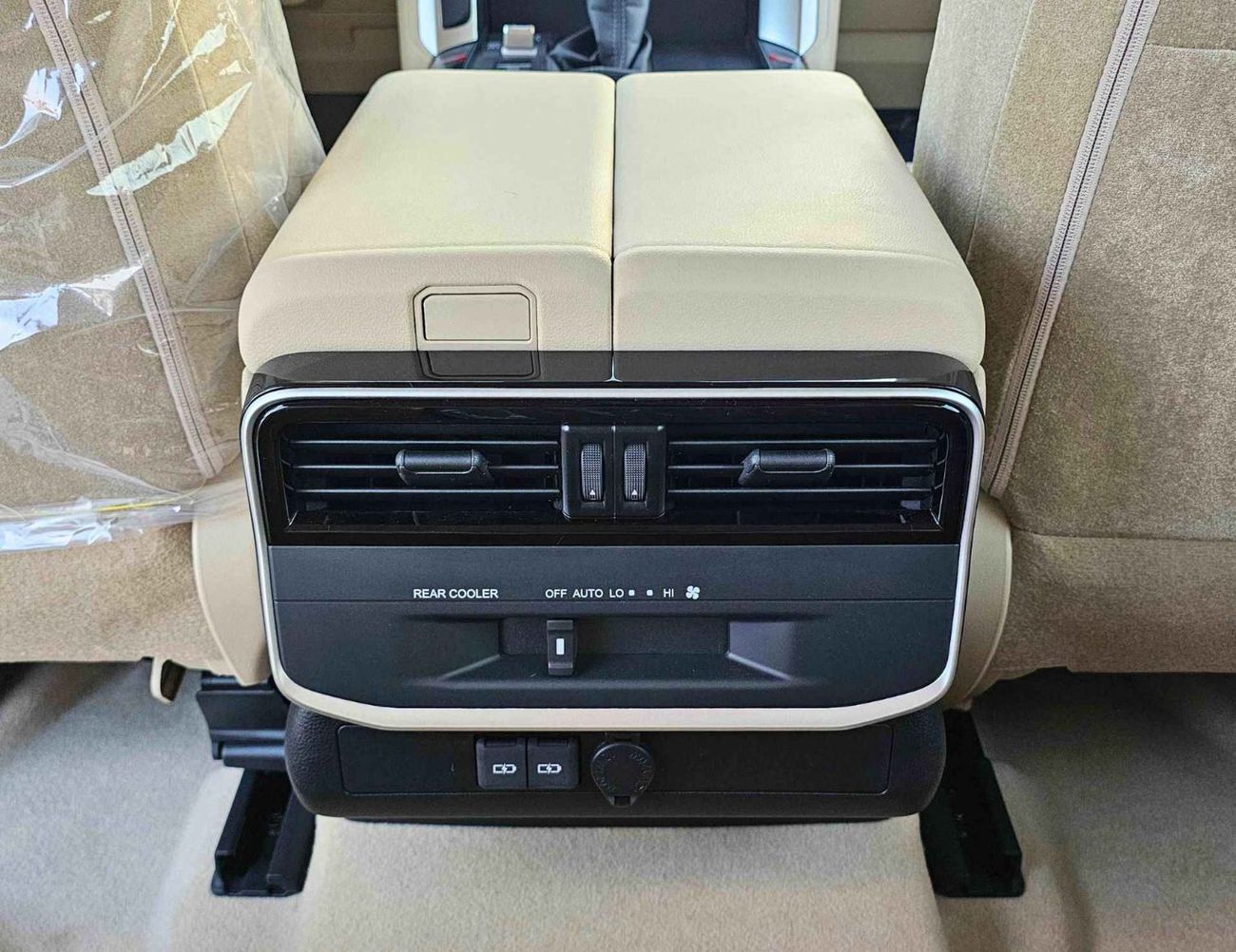 تويوتا لاند كروزر GXR TWIN TURBO / 3.5L V6 PETROL 4WD / DRIVER POWER SEAT/ FABRIC SEATS/ CODE # GXR-G