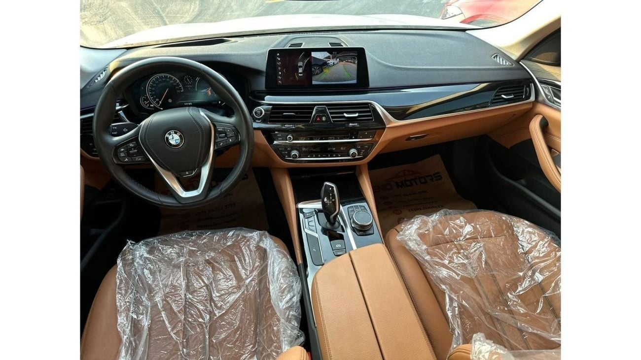 بي أم دبليو 520i BMW 520i 2018 Korea Specs