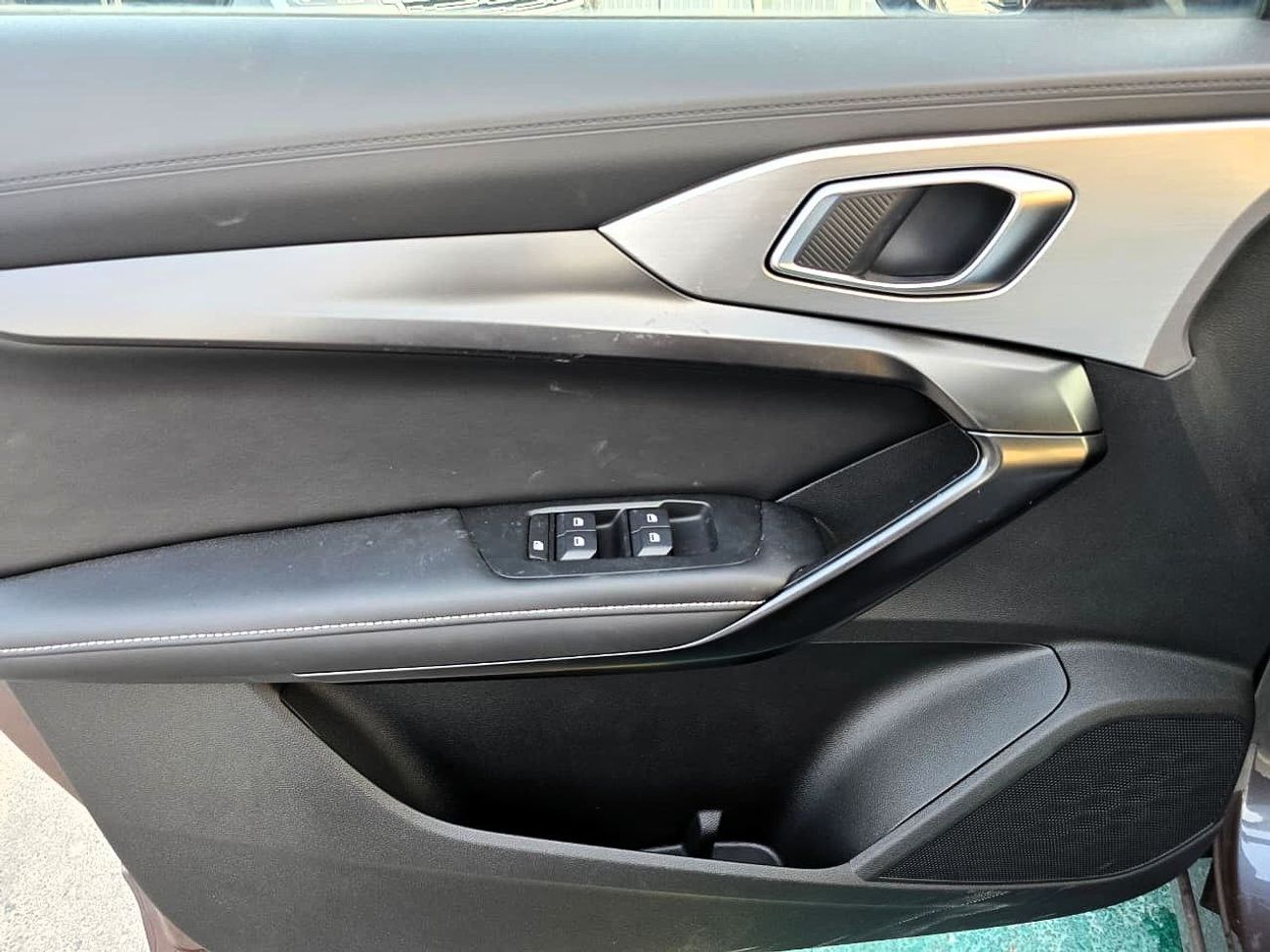 MG One MG One 1.5l COM SUV FWD Grey Color 2024