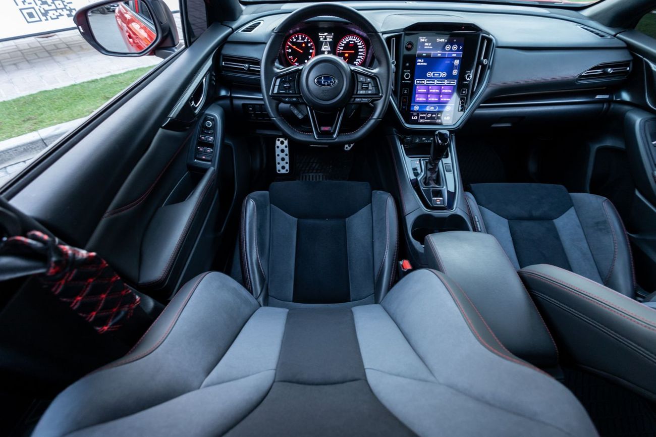 سوبارو امبريزا WRX