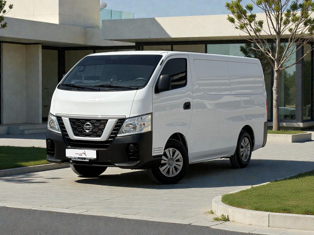 Nissan Urvan 3-Seater Automatic (5-Door)