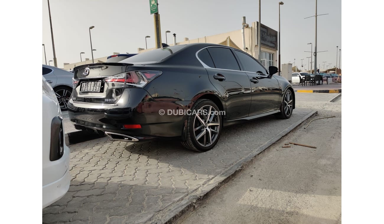 Lexus GS 200t