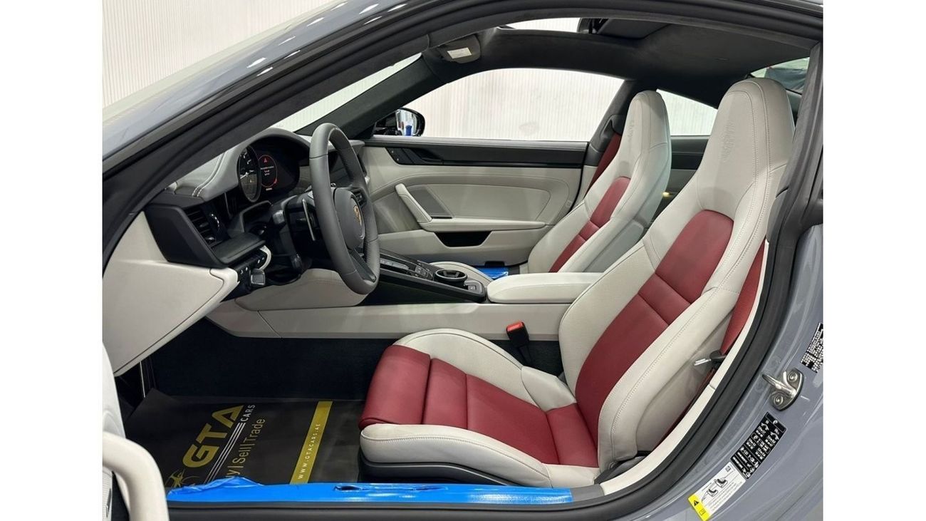 بورش 911 2023 Porsche 911 Carrera 4 GTS, 2 Years Porsche Warranty, Full Porsche Service History