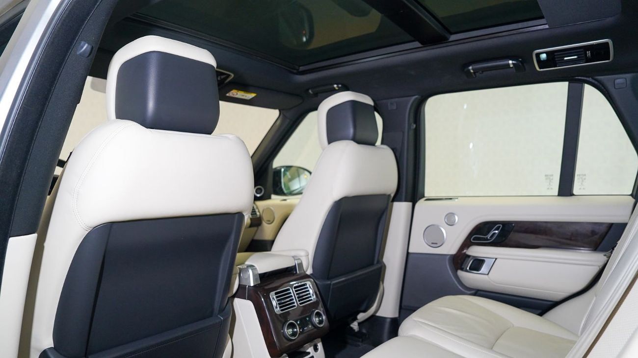 لاند روفر رينج روفر Vogue SE 5.0L Range Rover P525 Vogue SE | AED 3764 PM | Up to 3 Years Unlimited Warranty | GCC