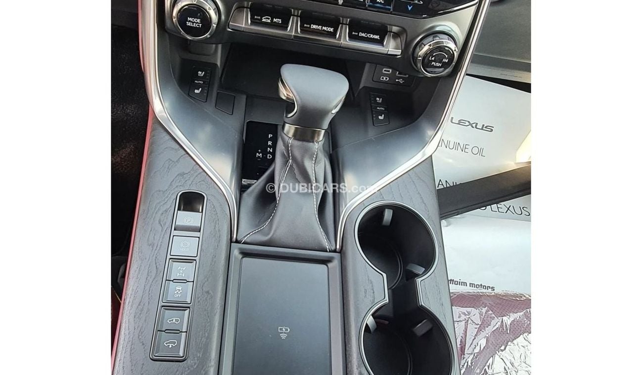 Lexus LX 600 Signature