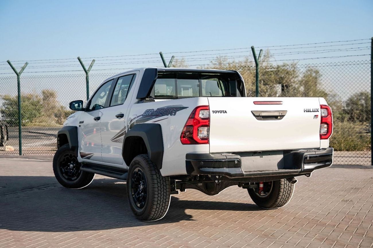 تويوتا هيلوكس GR Sport 4.0L - Platinum White Pearl Inside Black | Export Only