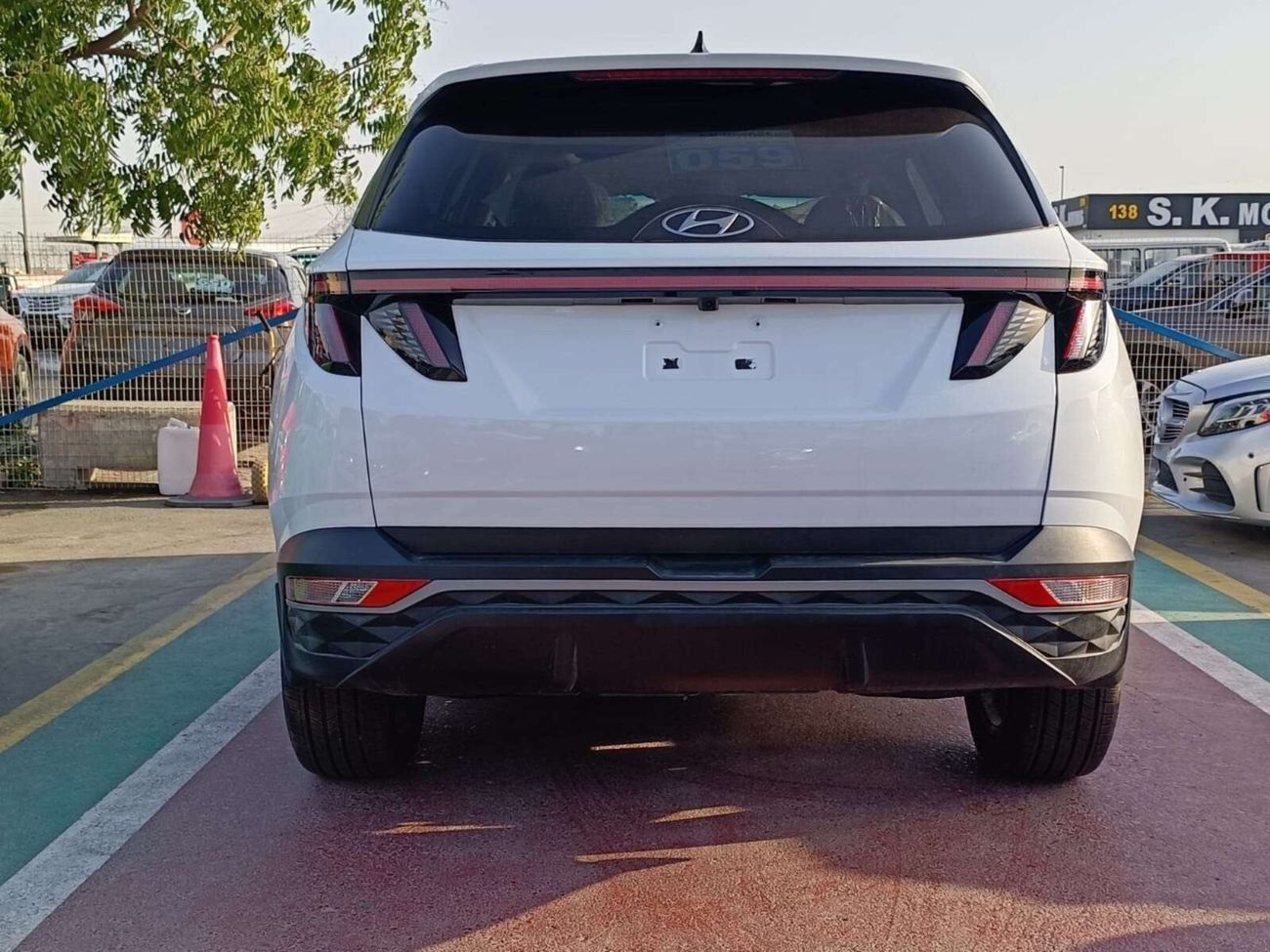 Hyundai Tucson /SEL LIMITED AWD/LOW MILEAGE/ELECTRIC/LEATHER/HEATING SEATS SUNROOF/DVD/RADAR/BUTTON START/LOT#57476