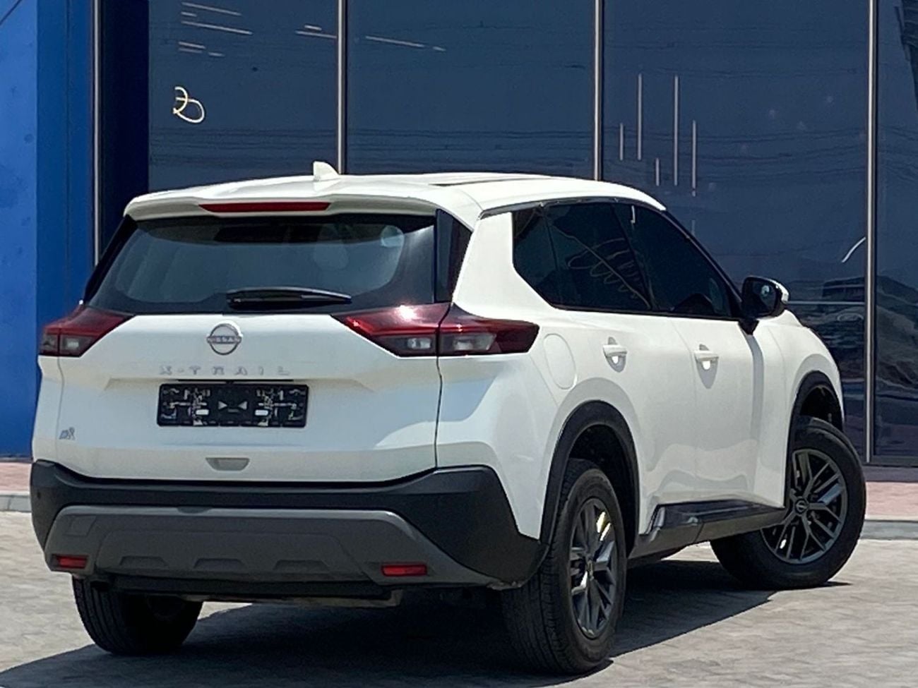 Nissan X Trail S 2.5L (169 HP) FWD (5 Seater) 825-Monthly l GCC l 1 Year Warranty l Agency History l  Cruise, Camer