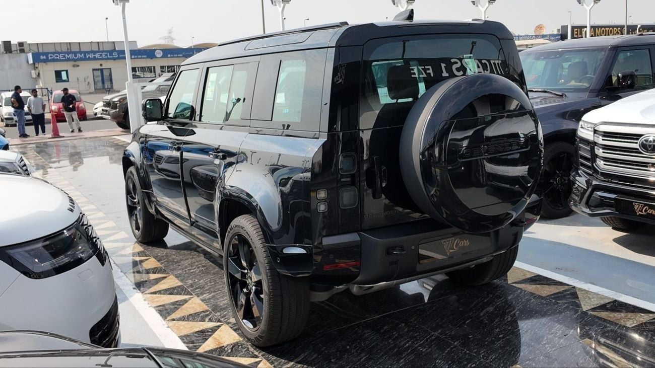 لاند روفر ديفندر LAND ROVER DEFENDER 110 P400 X-DYNAMIC 2026 WARRANTY 5 YEARS