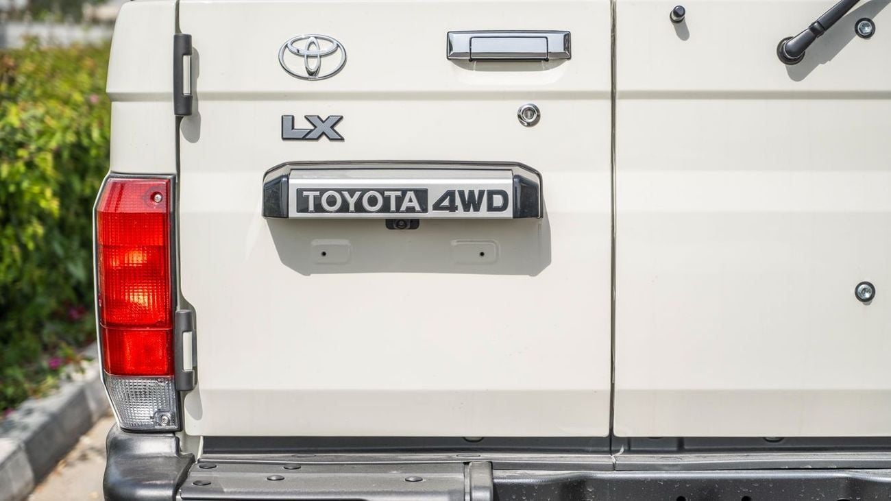 Toyota Land Cruiser 76 TOYOTA LANDCRUISER76 HARDTOP 2.8 MT LX LOW -2026YM