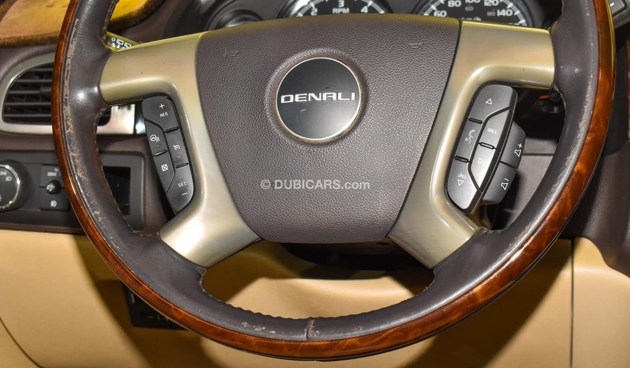 جي أم سي يوكون Denali