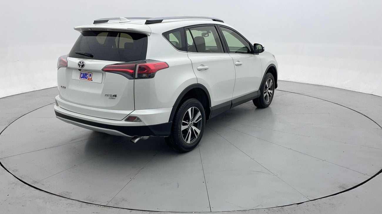 تويوتا راف ٤ GXR 2.5 | بدون دفعة مقدمة | اختبار قيادة مجاني للمنزل