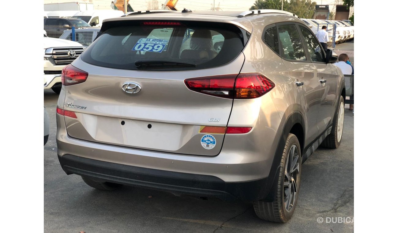 Hyundai Tucson GDI  1.6L, 19'' ALLOY RIMS, WIRELESS CHARGER, GLOVES COOL BOX, PANORAMIC ROOF, POWER SEAT, HT16