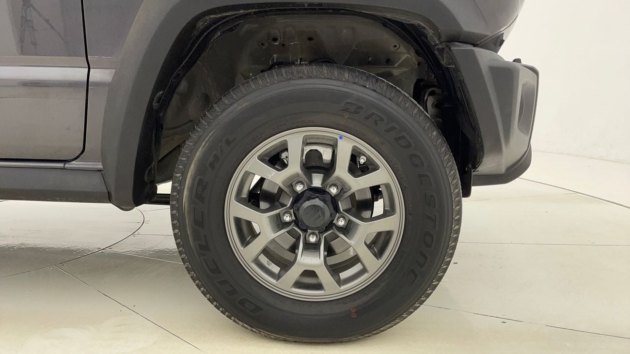 سوزوكي جيمني GLX 1.5 | بدون دفعة مقدمة | اختبار القيادة في المنزل