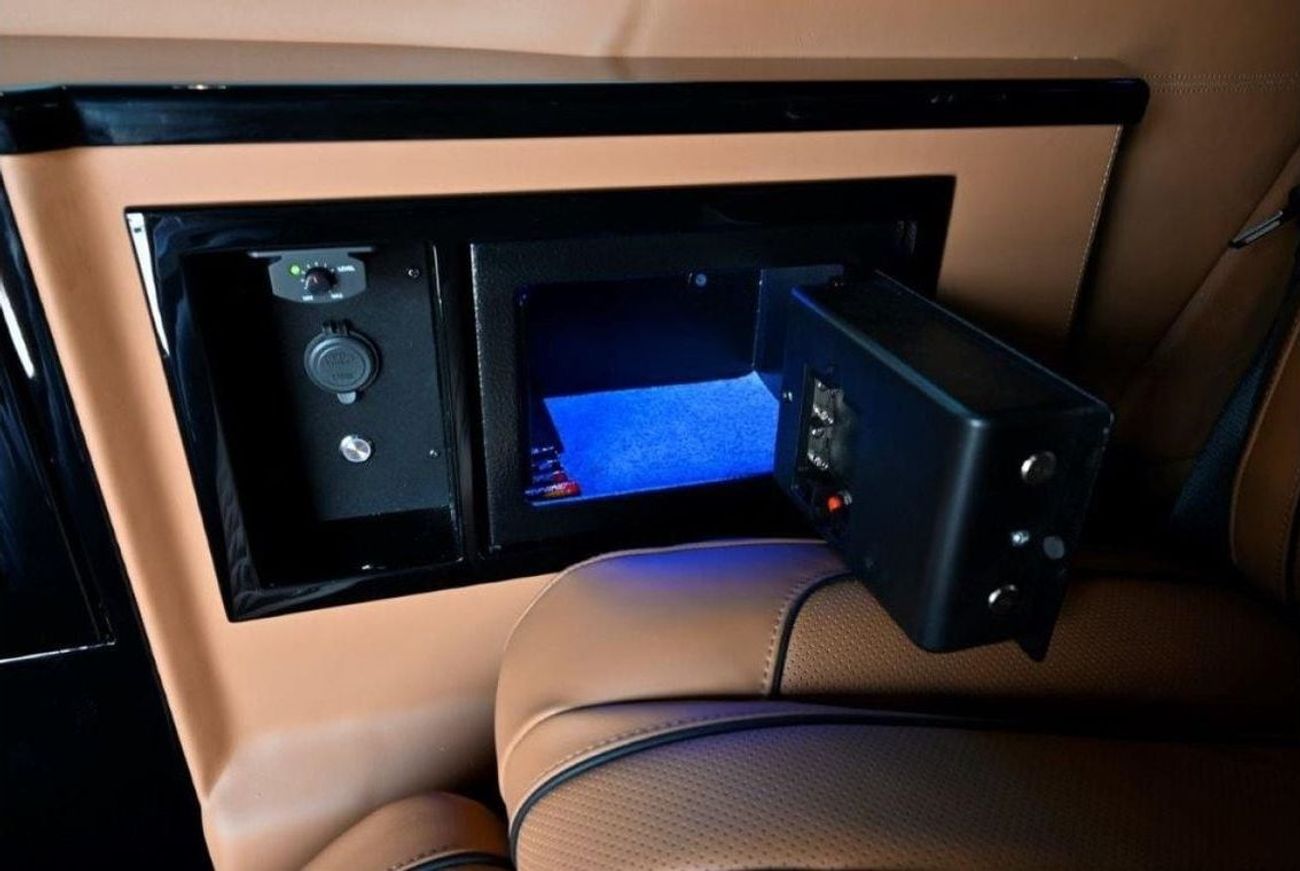 Mercedes-Benz V 300 MERCEDES BENZ VIP EDITION V300D 2.0L DIESEL 4-SEATER AUTOMATIC