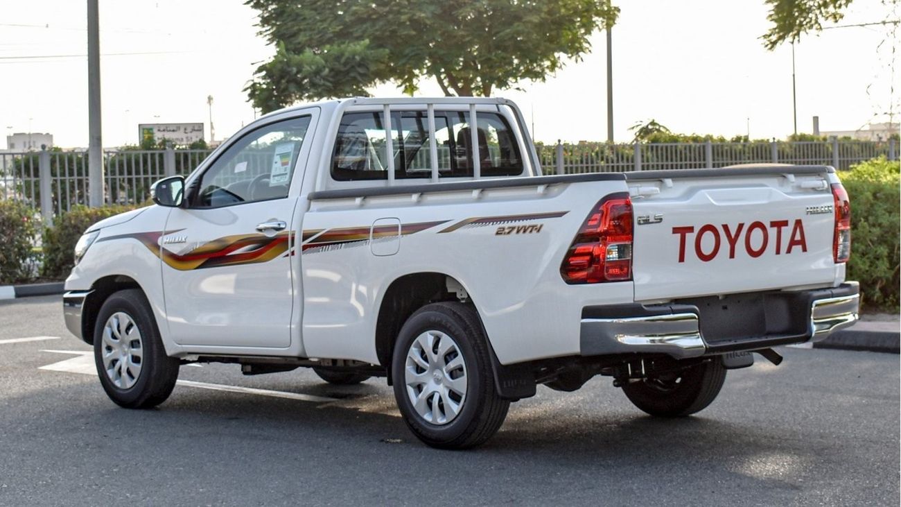 Toyota Hilux GLS 2.7L Single Cabin 2WD