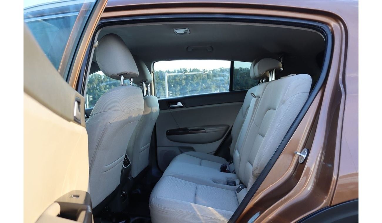 Kia Sportage Base 1.6L