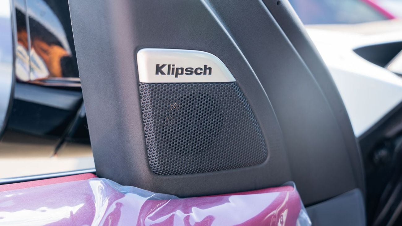 نيسان باترول 2026 Nissan Patrol V6 3.8L SE Platinum Green (Export Only)