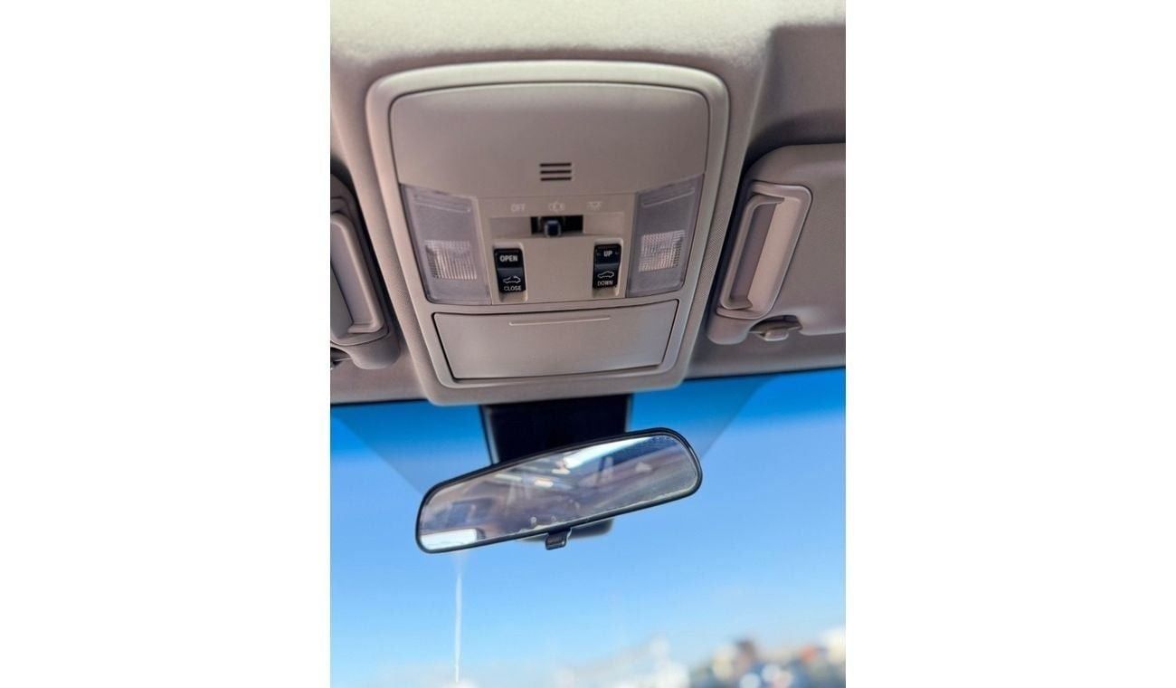 تويوتا راف ٤ Hybrid TOYOTA RAV4  XLE 2.5L