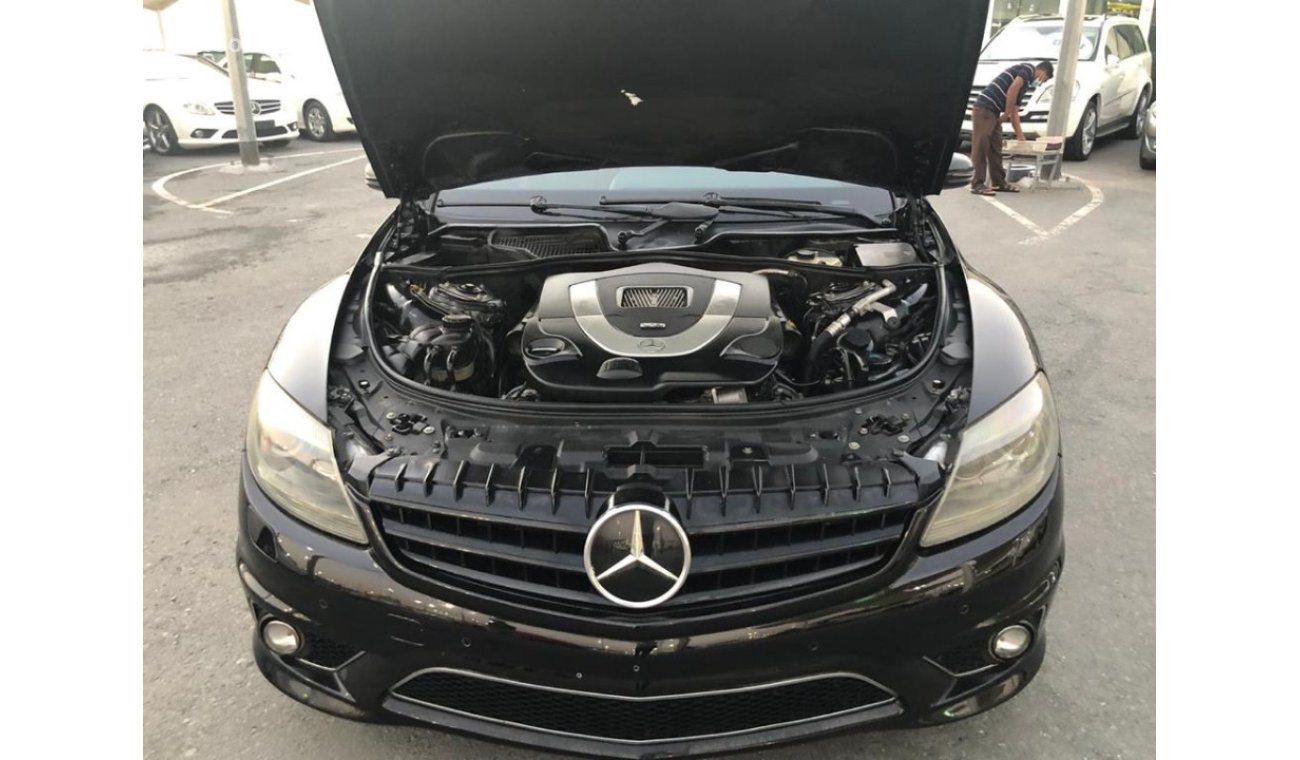 مرسيدس بنز CL 550 موديل 2008 حاله ممتازه من الداخل والخارج فل مواصفات كراسي جلد ومثبت سرعه وتحكم كهربي كامل ونظام صوت